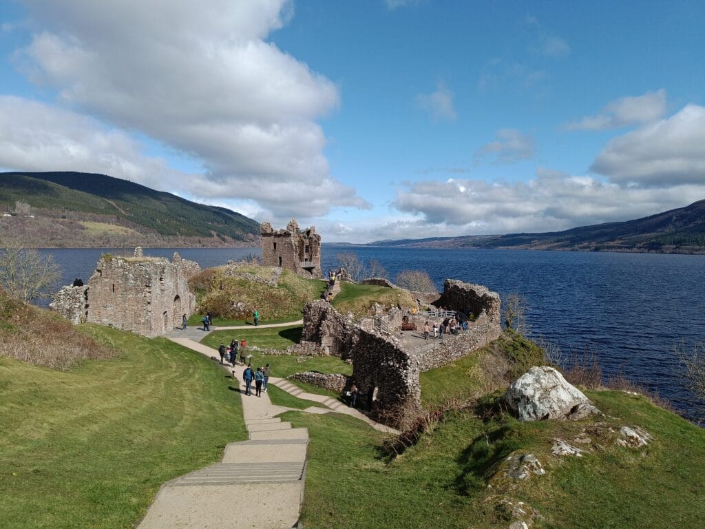 Castillo de Urquhart en el Lago Ness