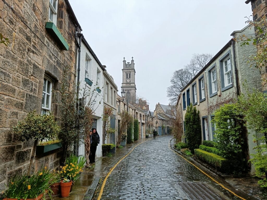 Stockbridge Circus Lane