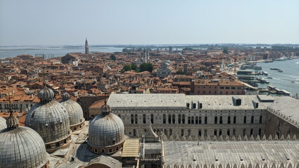 Vistas Campanile Venecia