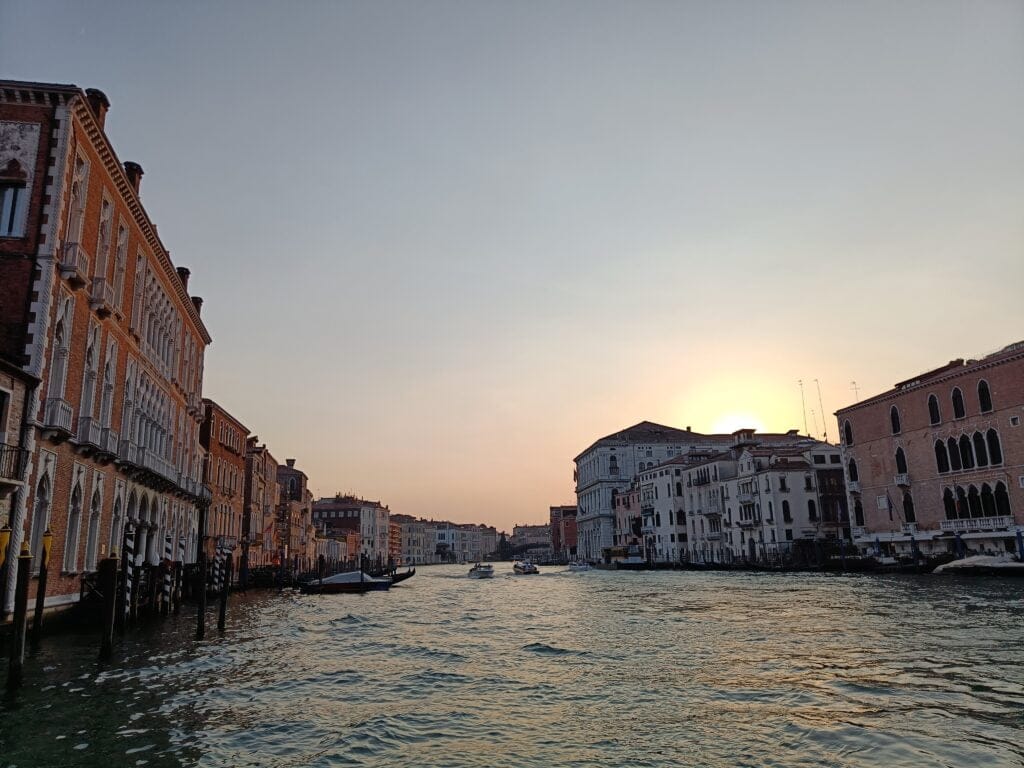 Gran Canal Venecia atardecer