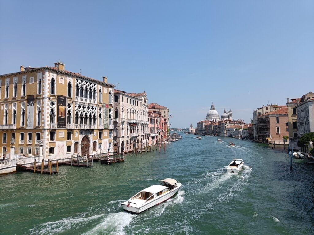 Puente de la Academia vistas al Gran Canal