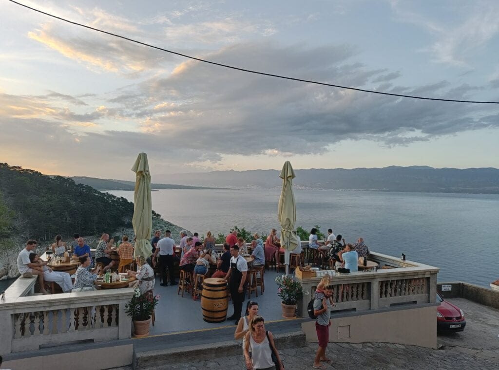 Vrbnik vistas atardecer Krk