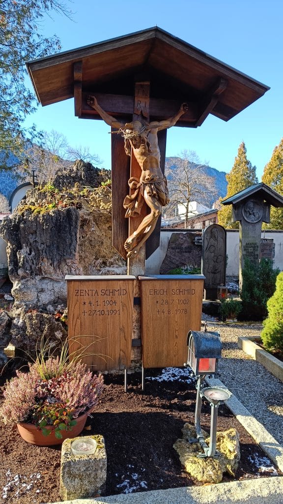 Talla madera cementerio Oberammergau