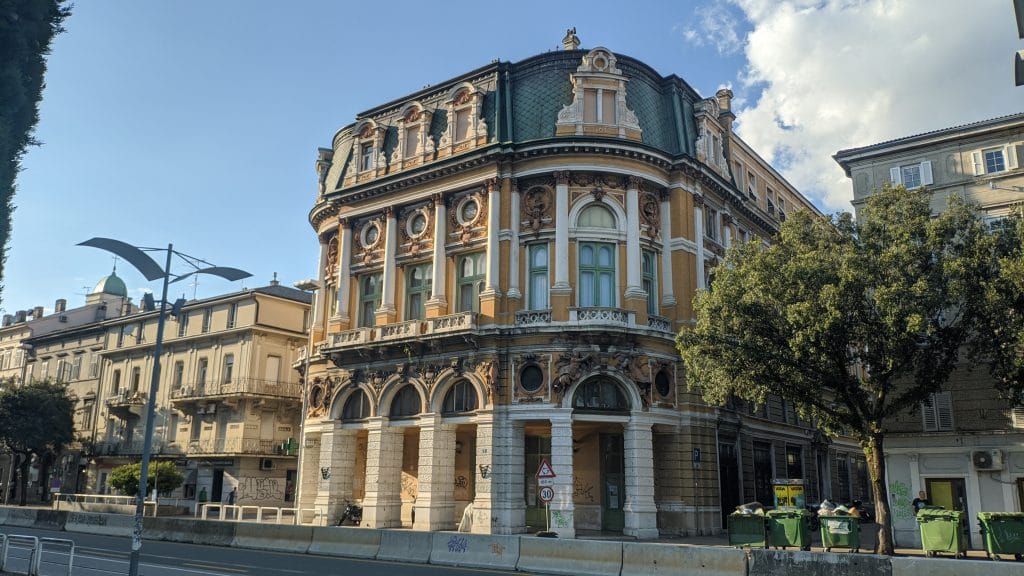 Palacio Modelo, uno de los edificios más bonitos que ver en Rijeka