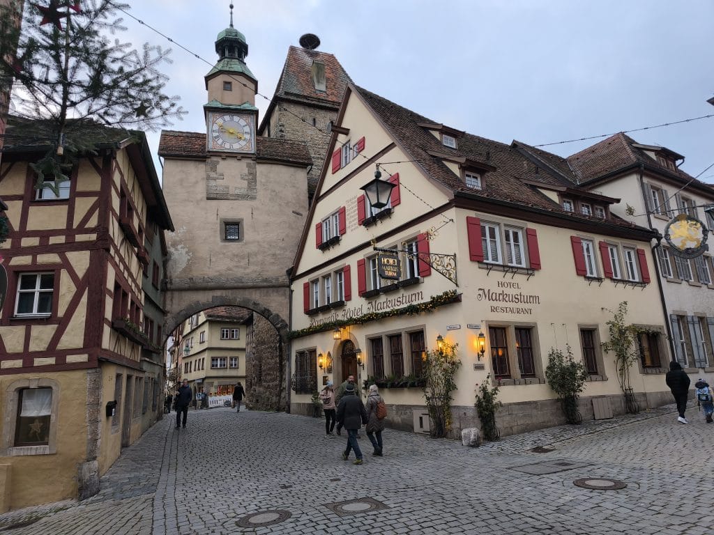 Markusturm y arco de Roder